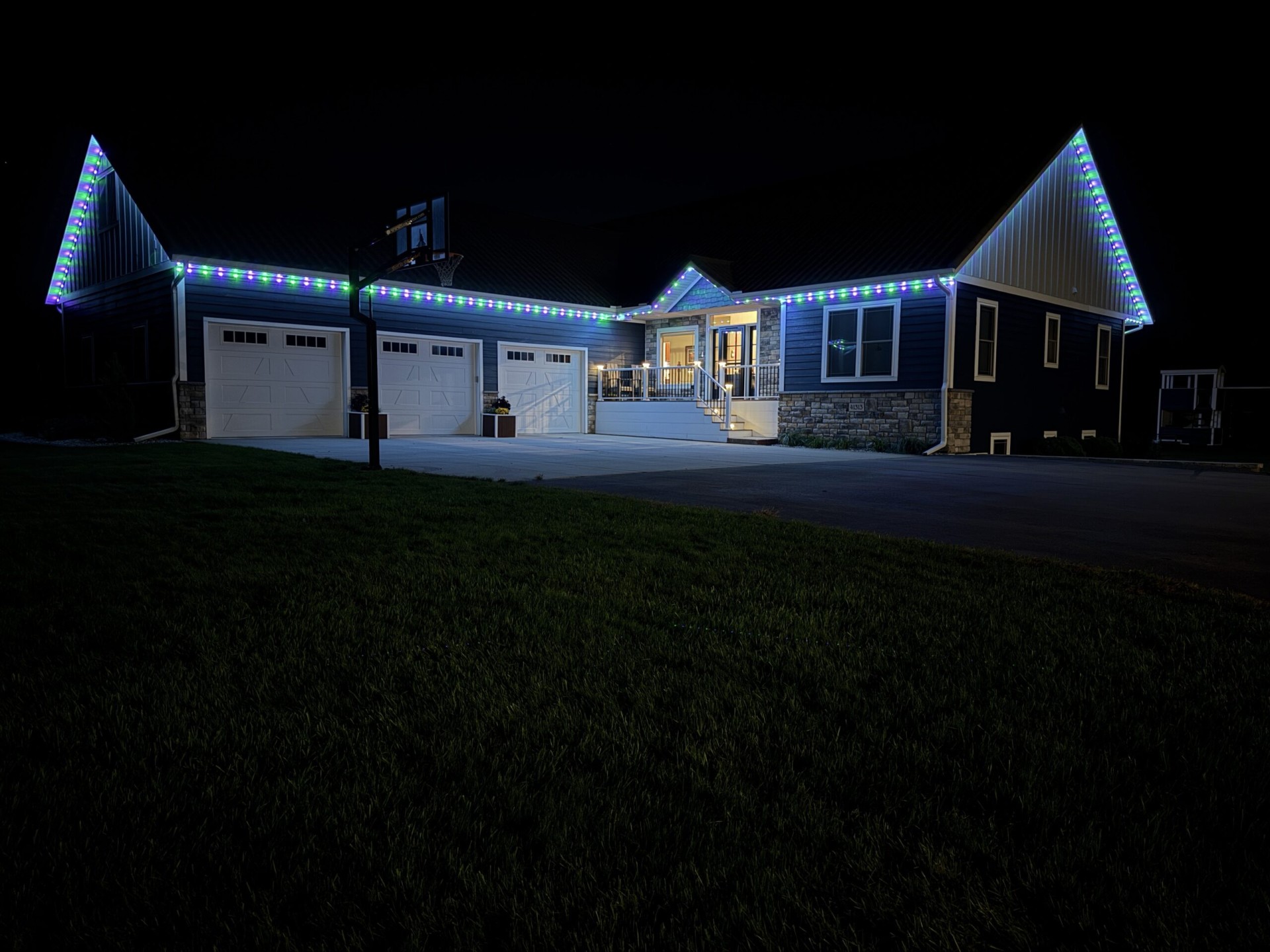 Permanent Holiday Lighting Experts Permanent Holiday Lighting Experts